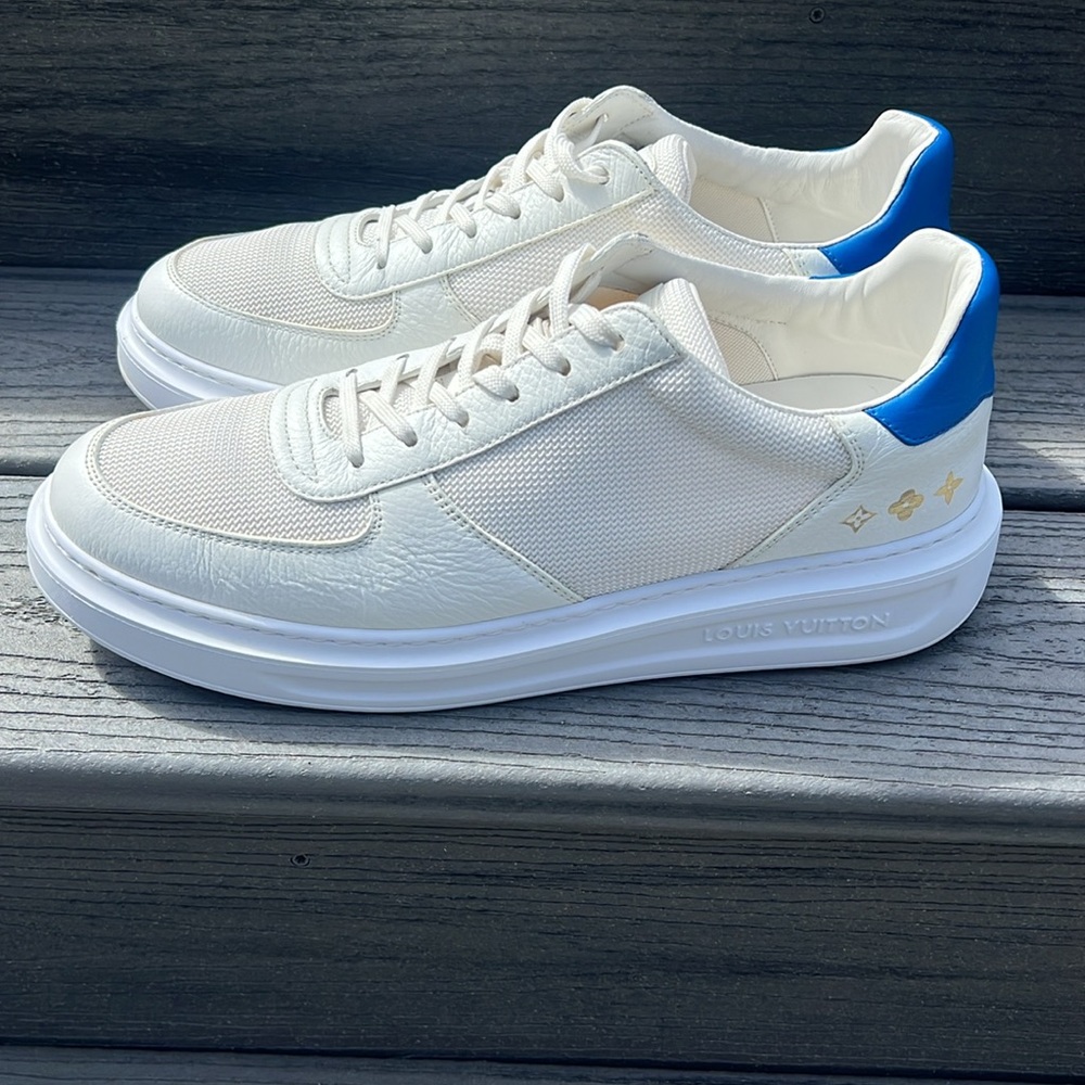 Louis Vuitton Beverly Hills Sneaker in white and blue. Men’s Sz 9 - Picture 2 of 16